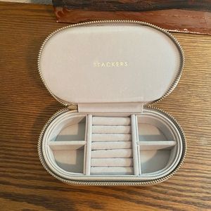 stackers travel jewelry case